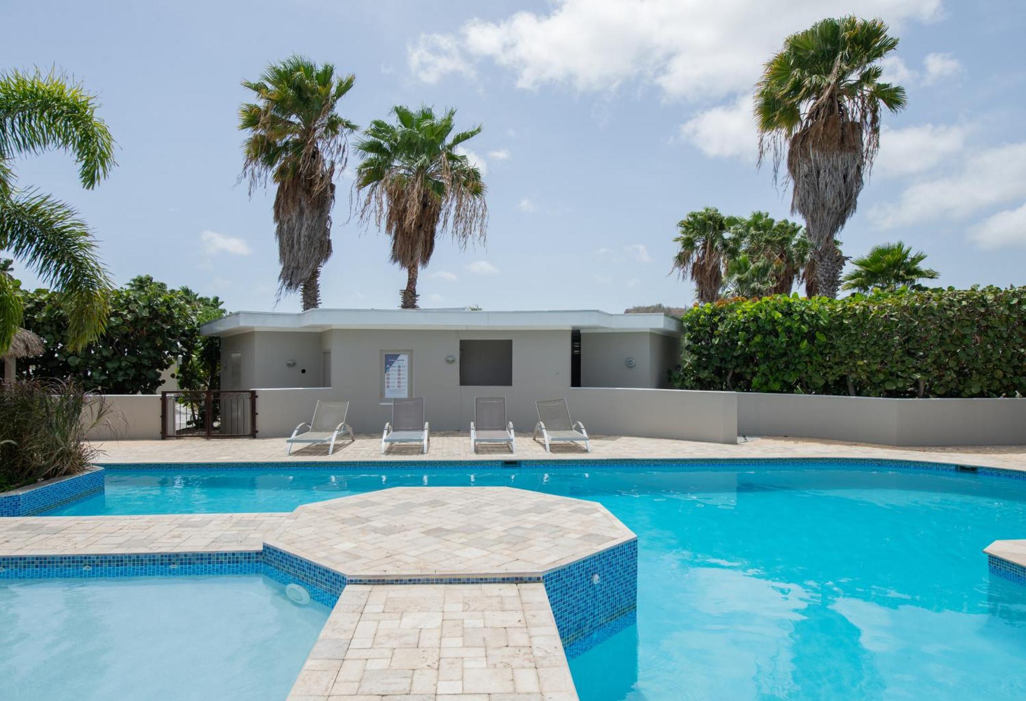Villa At Secured Gated Resort Near Mambo Beach! Willemstad Esterno foto